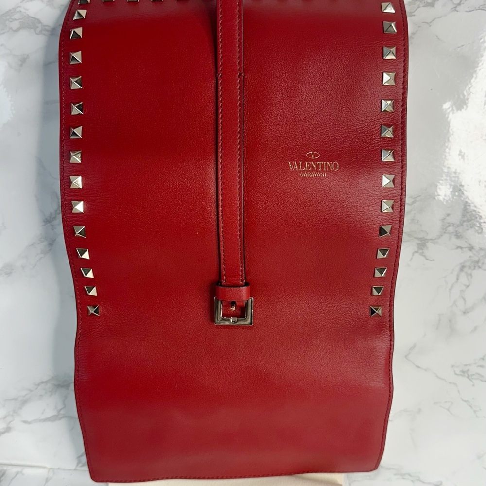 Valentino Garavani Red travel Jewelry Clutch with Silver Studs - Picture 3 of 16